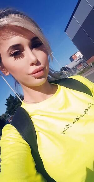 All my tops show my nips off 😁