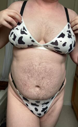 Enby Sluts Boobs Exhibitionist Hairy Chest