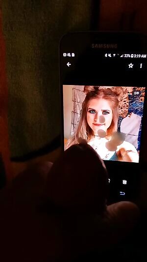 Youtuber Marina Joyce