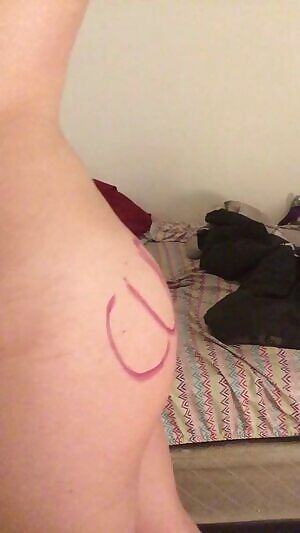 Cum here written on the butt with an arrow towards the hole. Hope you don’t mind I went for a vid instead of the pic 😜