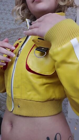 Final Fantasy XV Cindy Aurum Casual Cosplay Fun