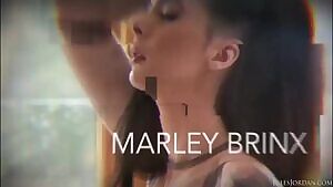 Marley Brinx Is Going To Dredd This Big Black Cock