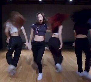 Blackpink - Jennie & Rose