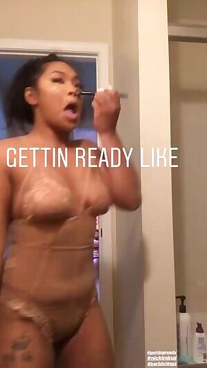 Twerking In The Bathroom