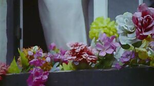 Charli XCX inviting you in