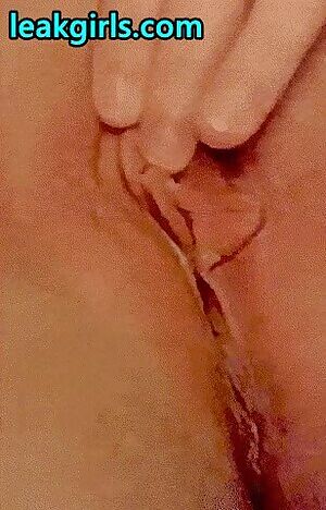 pussy walls begging to be stretched apart