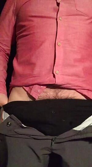 does not fit in pants can you carry it in your mouth?