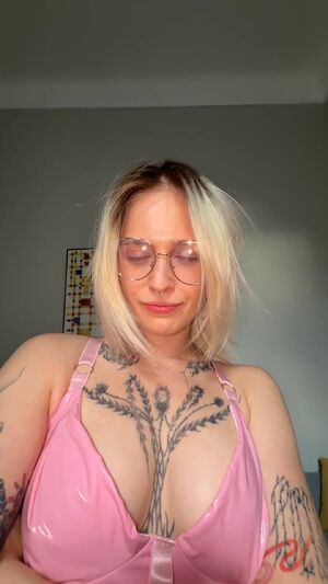 Giantess IRL Goddess POV Tits
