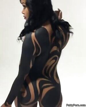 Damn, your ass must be jelly....Cause jam don't shake like that!