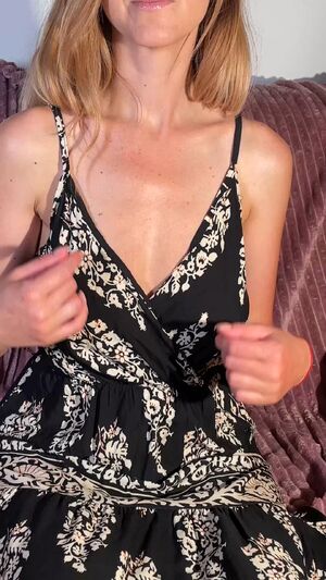Hairy MILF Natural Saggy Tits