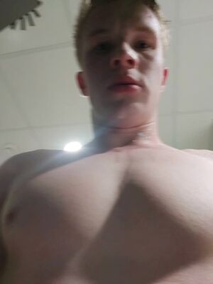 Daring Naked Guys Amateur Exhibitionism Exhibitionist