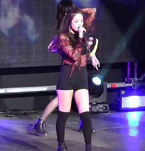 Blackpink - Jennie & Jisoo