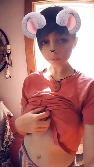 Let me show off my cute/naughty side with my subscription!