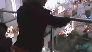 Doggystyle in the middle of the mall!