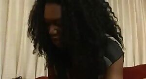 Nyomi Banxx takes on Zoey Holloway