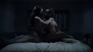 Trieste Kelly Dunn's vociferous plot in 