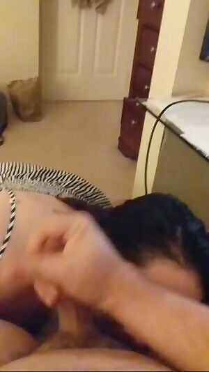 When I suck his balls it makes him cum🤤