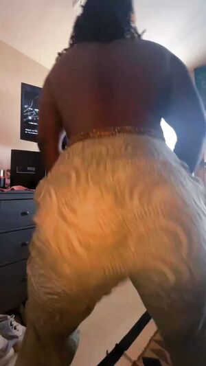 Black Femmes Ass Bubble Butt Curvy