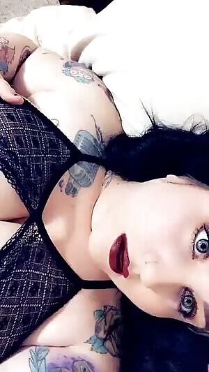 No cute caption, I’m just horny. 😂