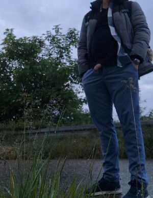 Real Outdoor Enjoyers Pee Peeing Piss