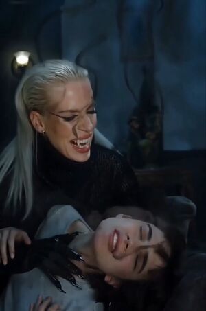 Makeup Fetish Blonde Latex Gloves Vampire