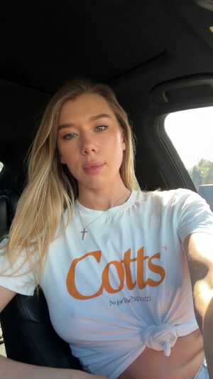 Selfies Ass Babe Big Tits Blonde