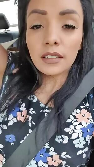 A minute of latina pleasure