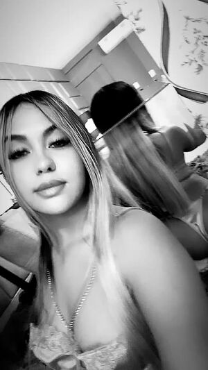 European Pornstars 19honeysuckle 24/7 euroslut pierced pussy