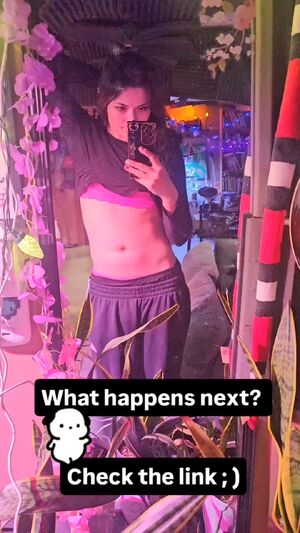 Asian Babe Latina OnlyFans Striptease