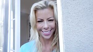 Alexis Fawx - Stepmoms Friends With Benefits