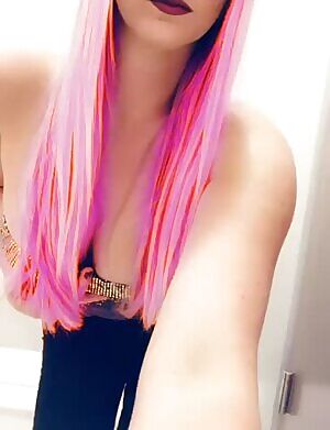 Having fun in the dressing room, join me?