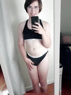 I had to get glasses today!! Do they look cute on me? 😇