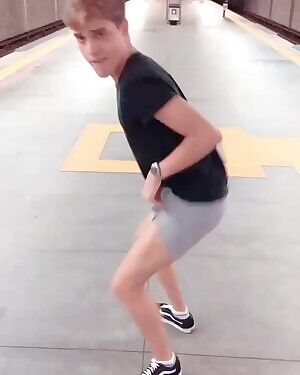 Brazilian twink twerking in the metro station