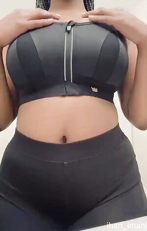 my first official post! make me feel welcome 😼