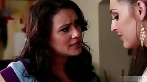 Charley Chase & Gracie Glam make out