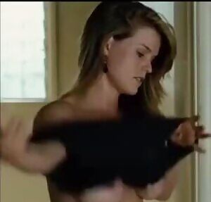 Alice Eve cropped
