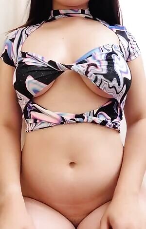 Titty drop for those sorting by new 😚