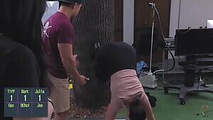 Geo shaking her fat ass