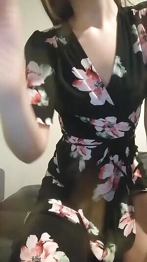 God I'm a horny slut today 24