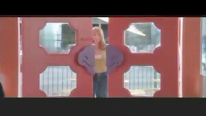 jacked off to this Shannon Elizabeth scene in Jay and Silent Bob strike back