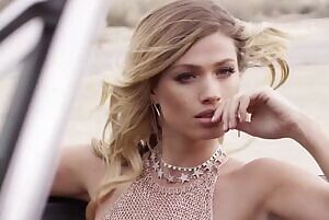 Maggie Rawlins -- The Look