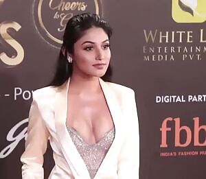 Indian hottie Donal Bisht areola slip and that shy smile after she found out 😋