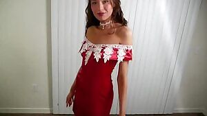 Beautiful model showing off her ass and sucking cock