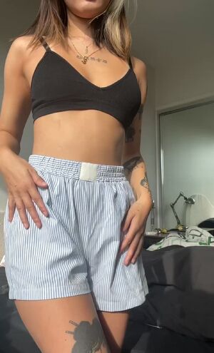 I can be your petite Asian fuck toy