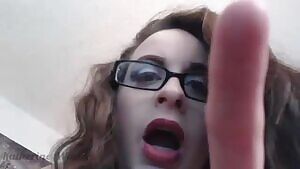 A new fetish vid: Hungry Giantess Decides How To End You. Perfect for all those tiny, shrunken men and those that love the Giantess kink.