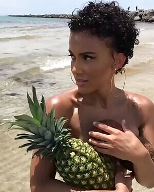 SlimFit and Absolutely Gorgeous