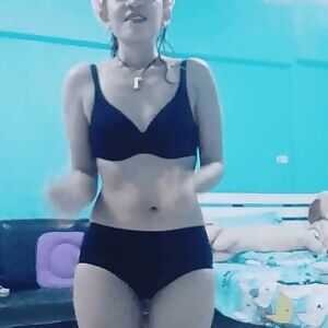 It’s Christmas guys! Have a goofy dance