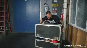 Jasmine Grey - Roadie head