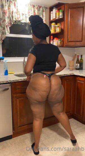 Ass Spread BBW Ebony MILF OnlyFans
