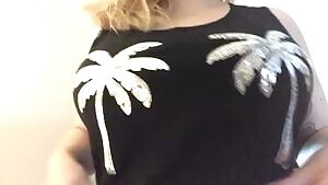 Palm trees and a titty drop 🌴🌴
